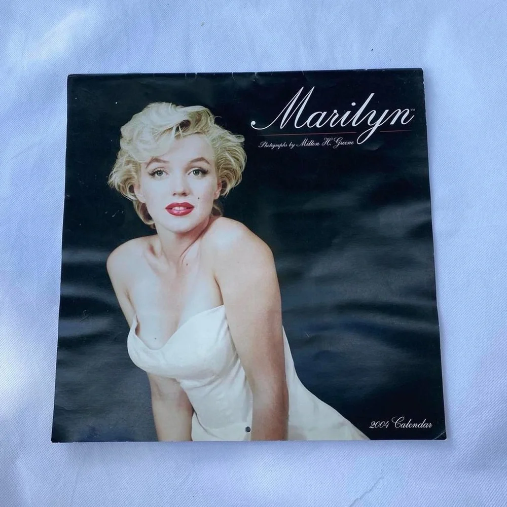 Marilyn monroe wall calendar